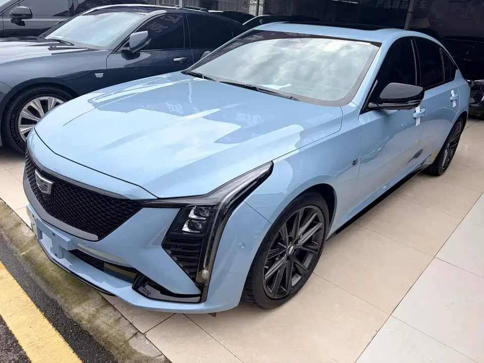 Cadillac CT5 Model 28T Track Performance Edition + Peak Track Package 2025