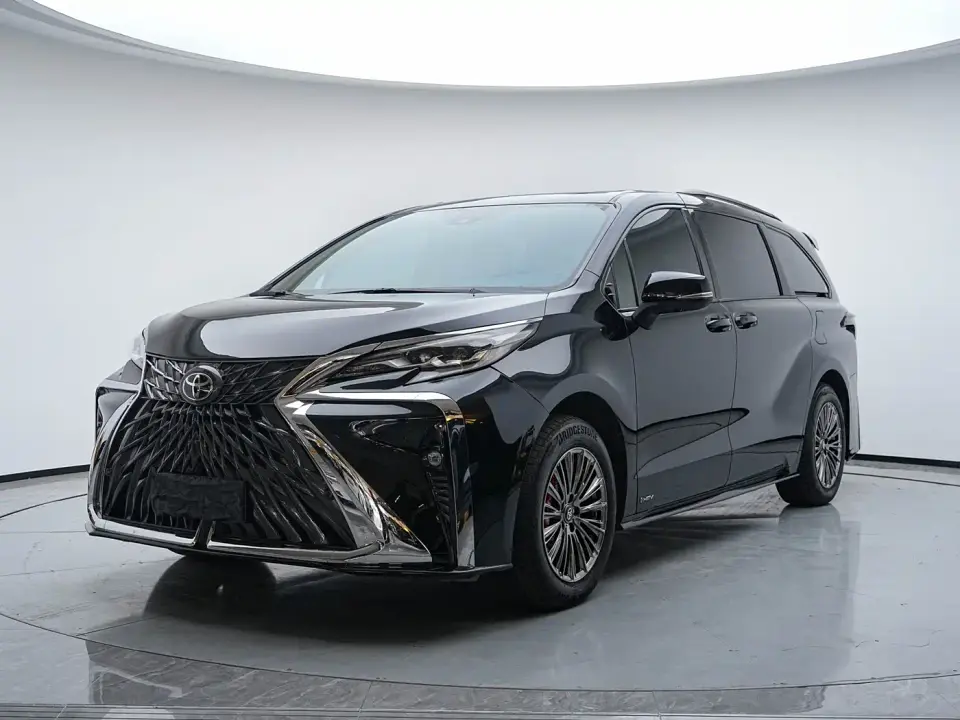 Toyota Sienna 2.5L Hybrid Comfort Edition 2024