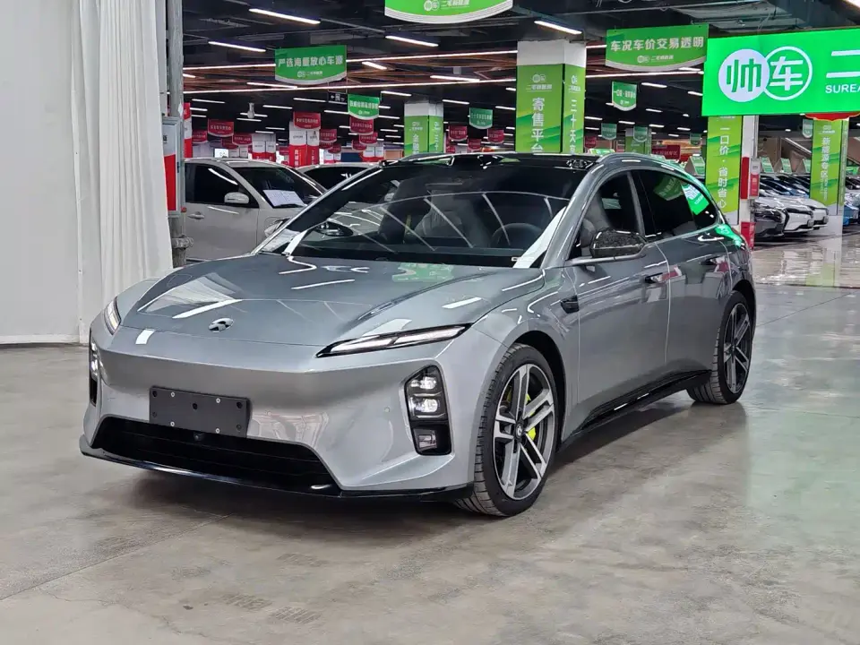 NIO ET5T Model Champion Commemorative Edition 75kWh Touring 2025