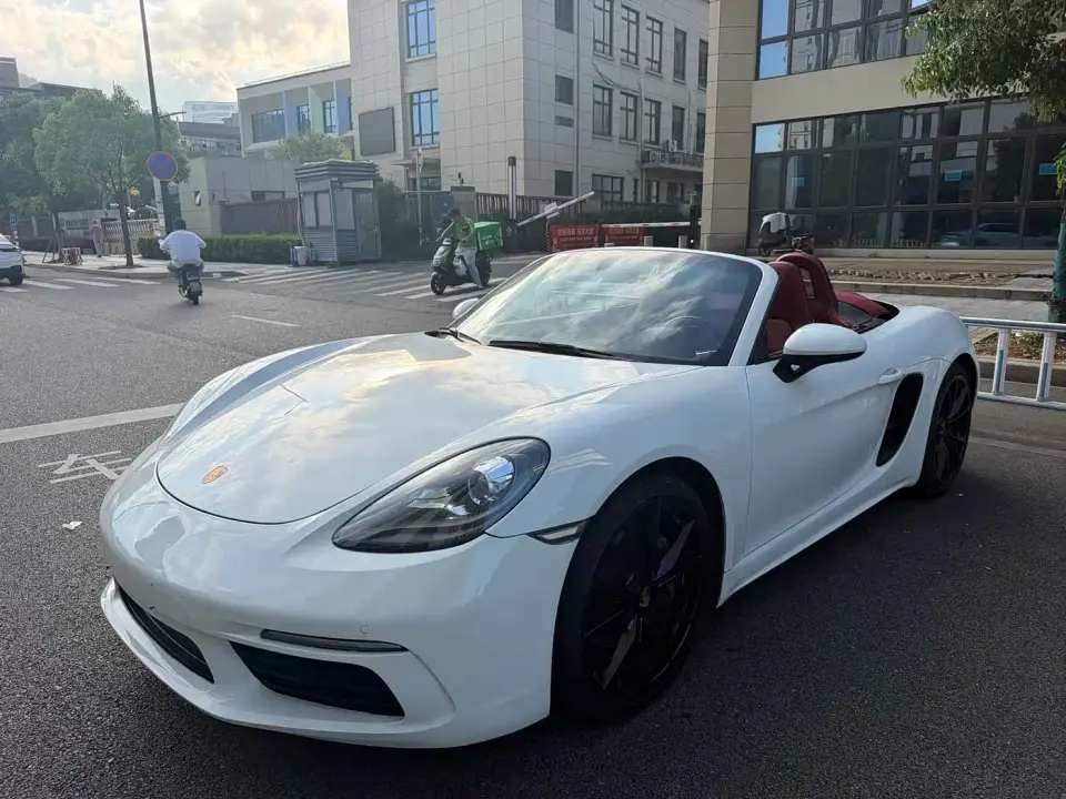 Porsche 718 Boxster T 2.0T 2022