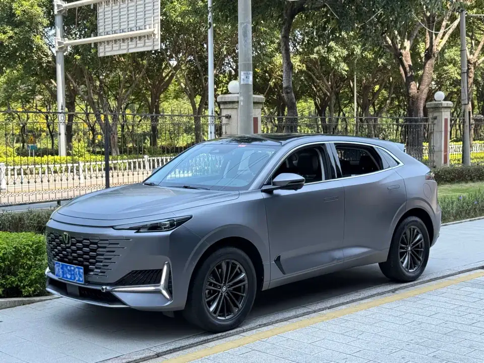 Changan UNI-K 2.0T FWD Joy Style 2023