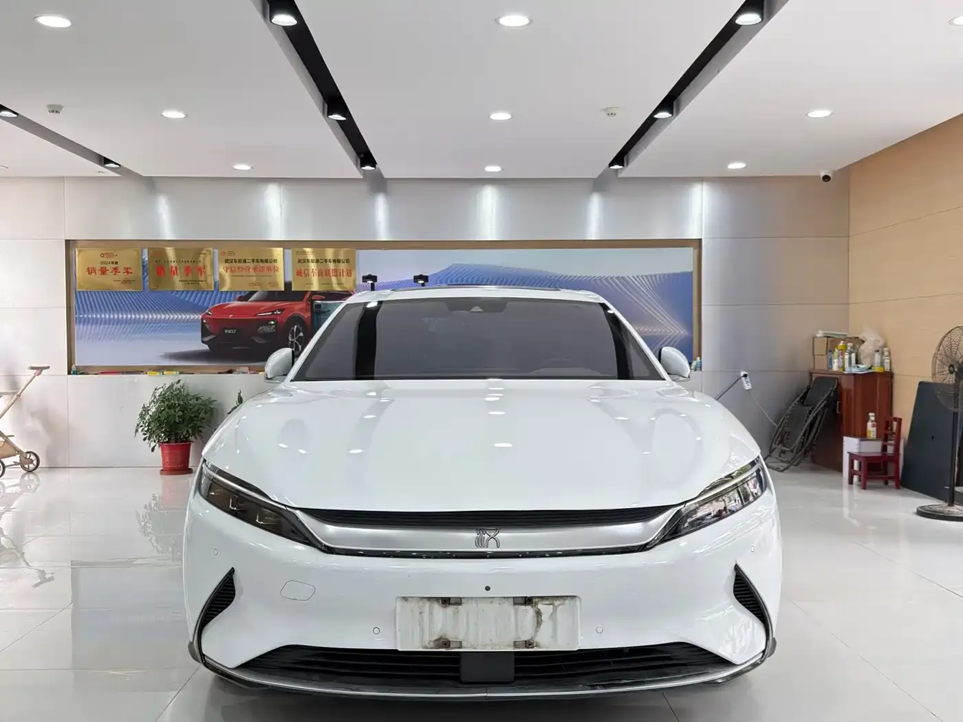 BYD Han EV AWD High-Performance Flagship 2021 — фото 2
