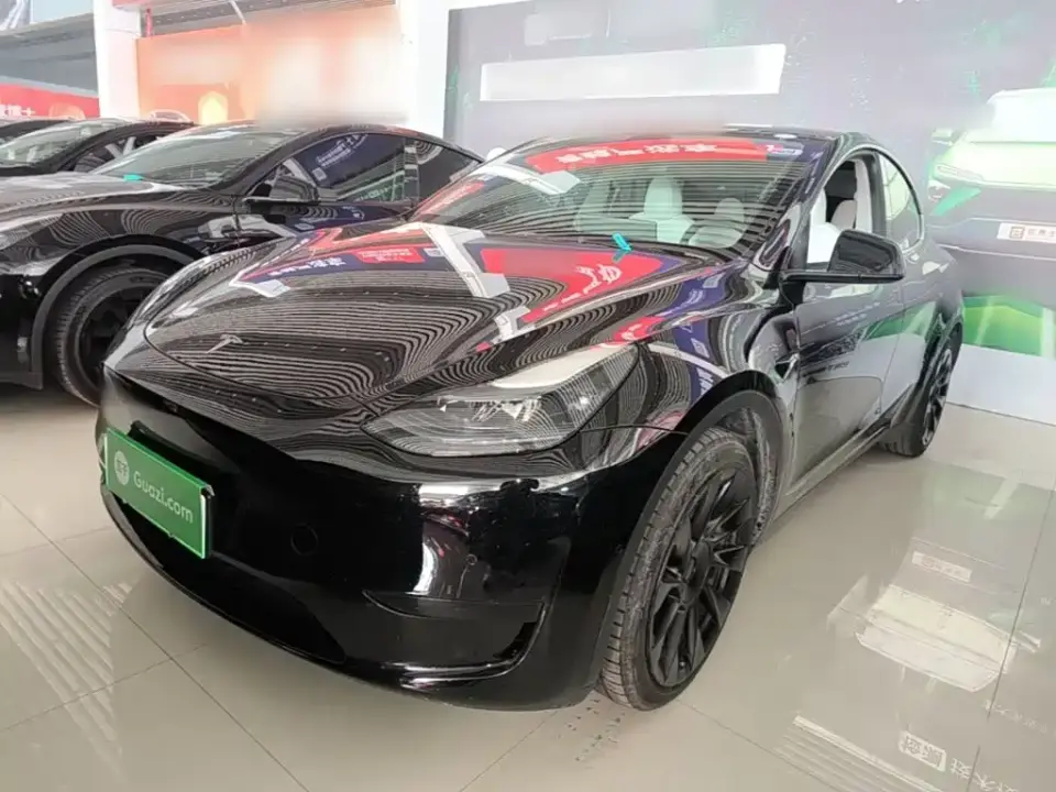 Tesla Model Y Facelift Rear-Wheel Drive Version 2023
