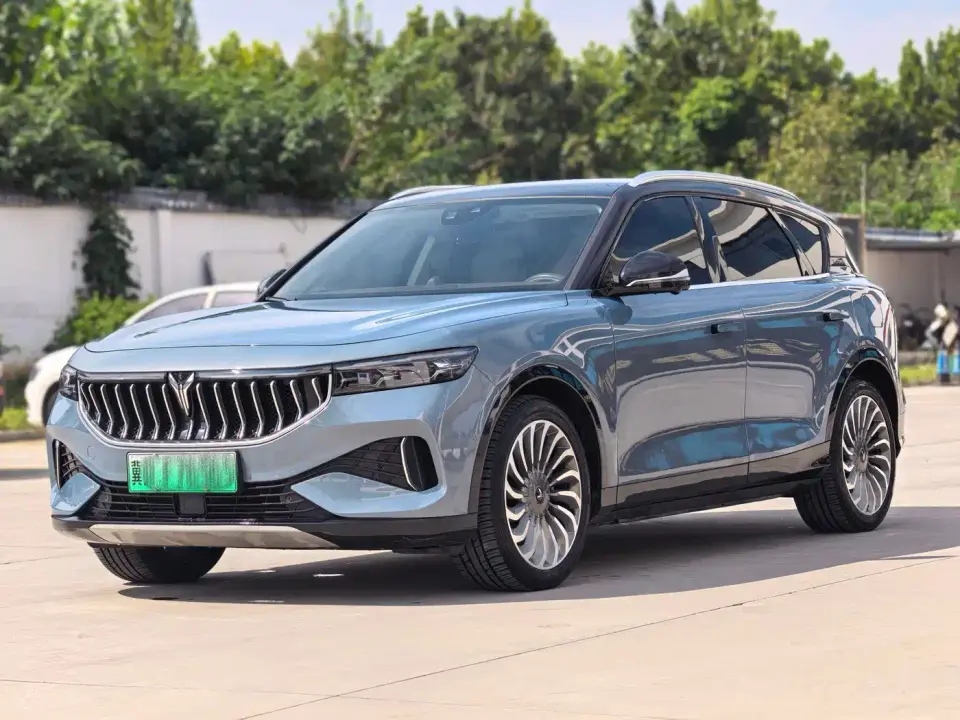 Voyah Auto VOYAH FREE AWD Standard Range Extender Exclusive Luxury Package 2022