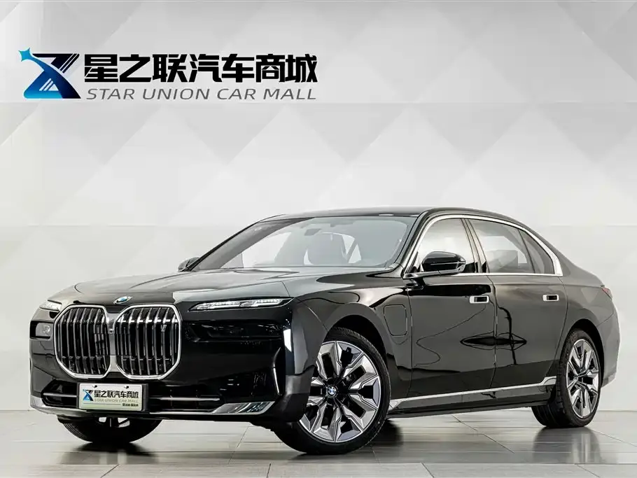 BMW i7 eDrive50L Premium Luxury Package 2025