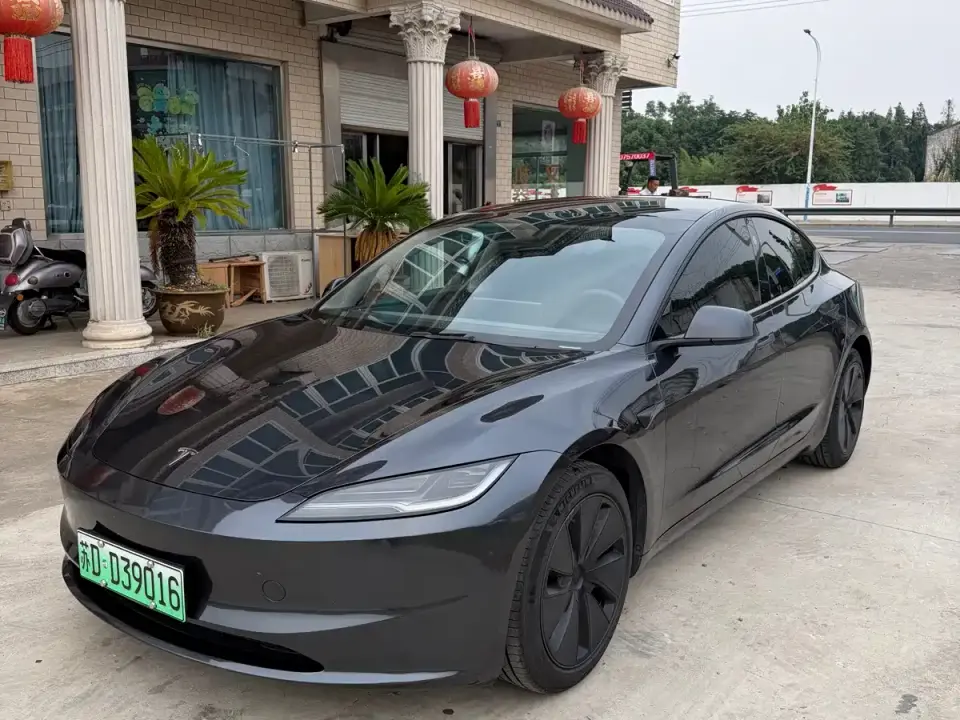 Tesla Model 3 Rear-Wheel Drive 2024