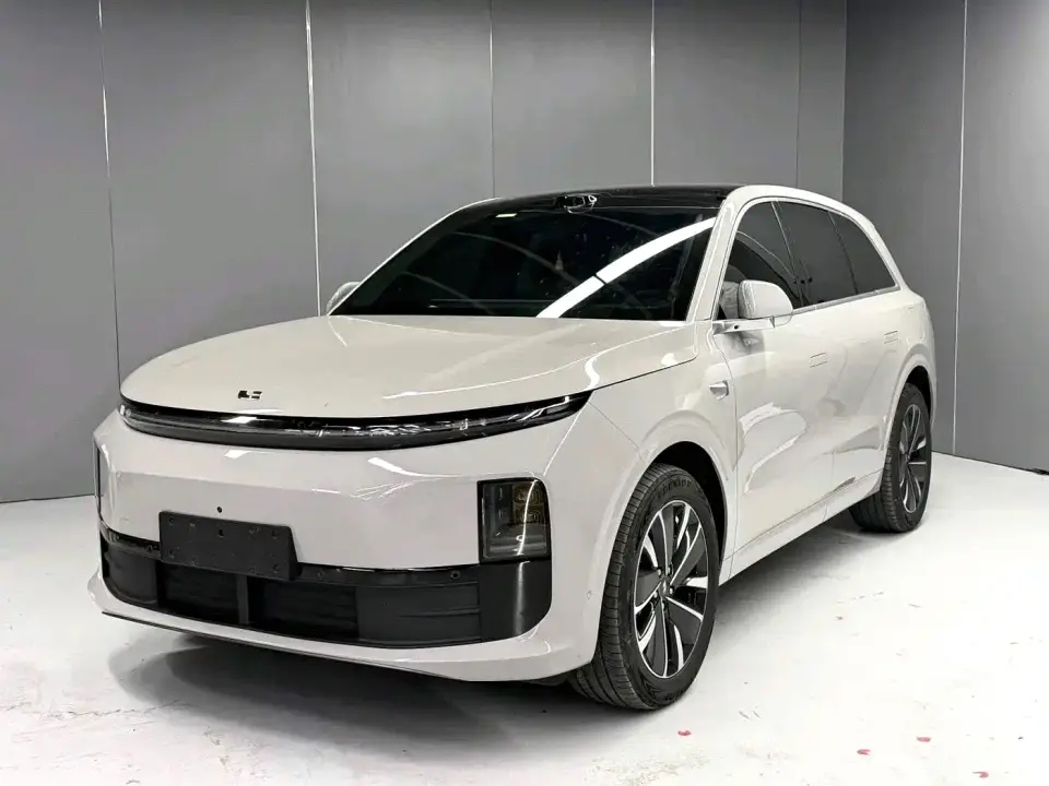 Li Auto L6 Pro Smart Renewal Edition 2025