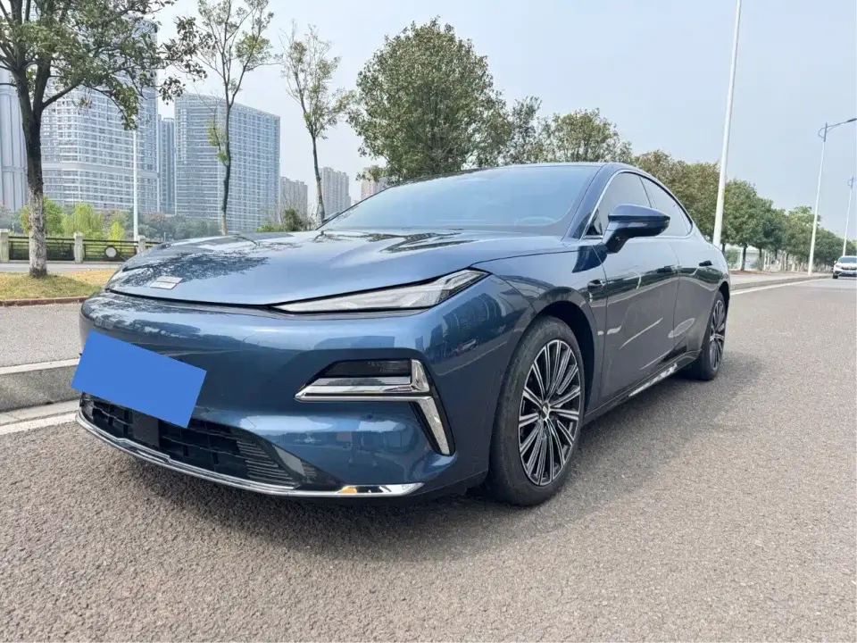 Geely Galaxy Galaxy Xingyao 8 130km EM-i Premium Edition 2025