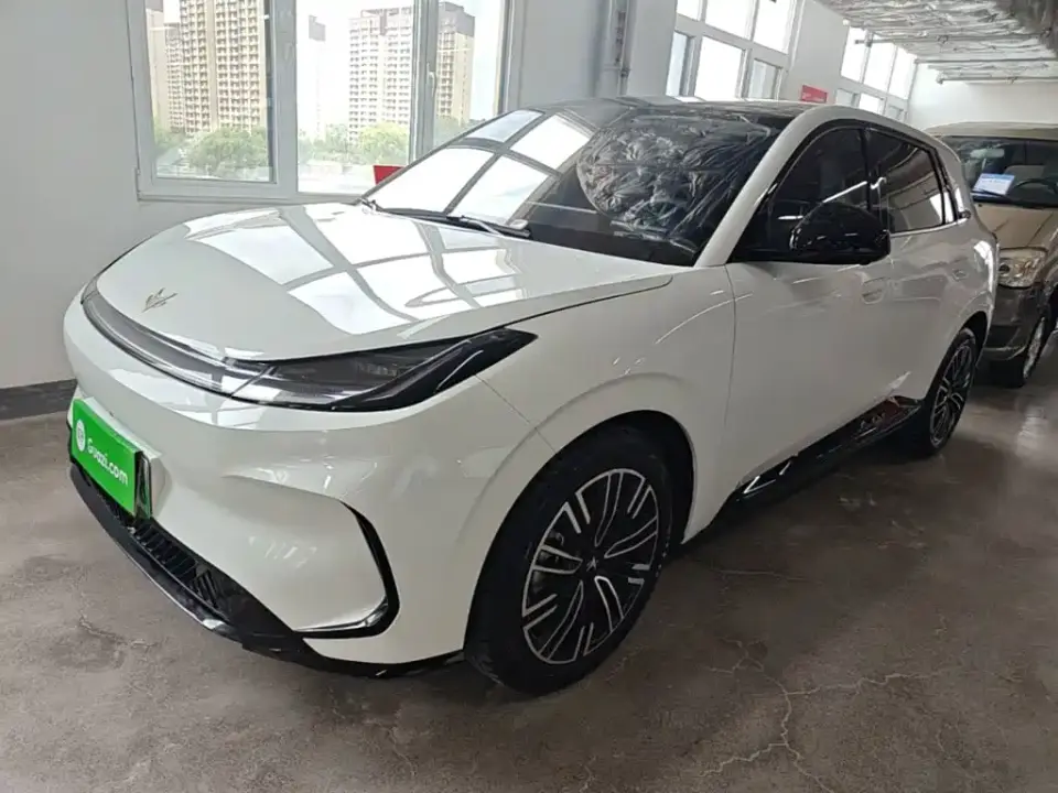 Arcfox T1 425 Mid-range Version 2025