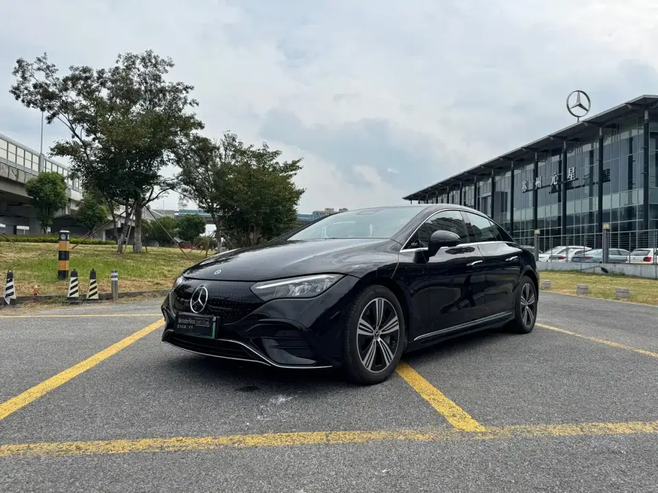 Mercedes-Benz EQE 500 4MATIC Pioneer 2025