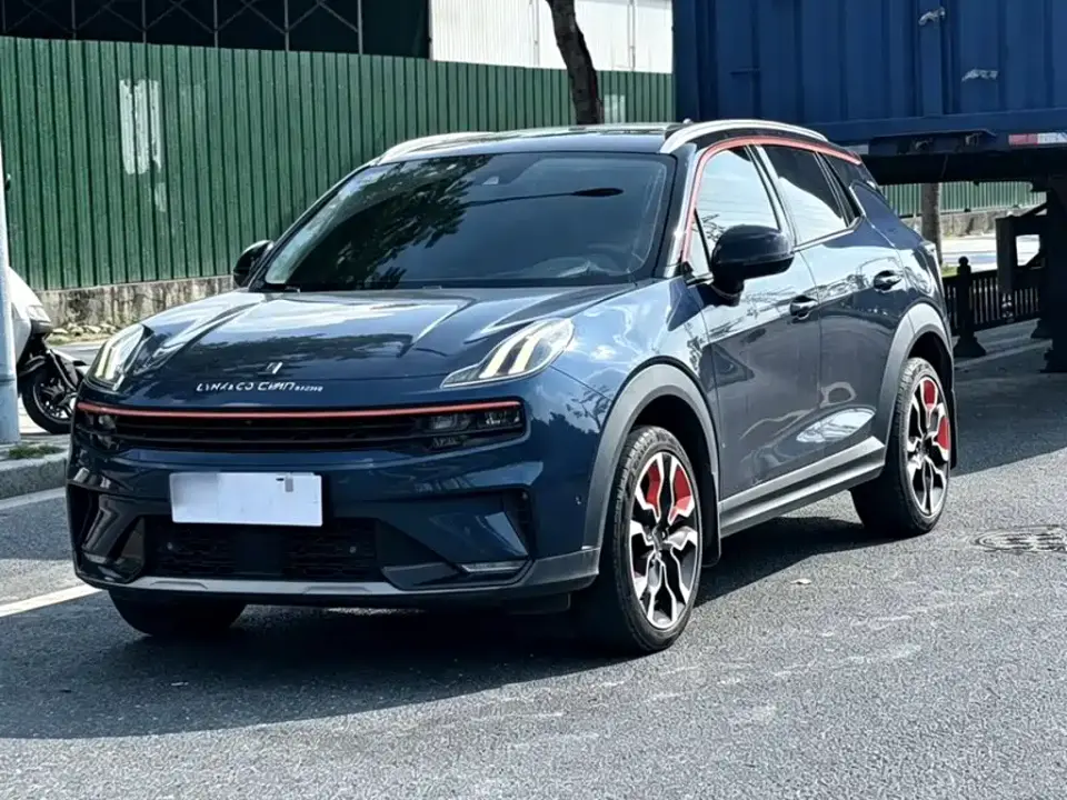 Lynk & Co 06 1.5T Halo 2021