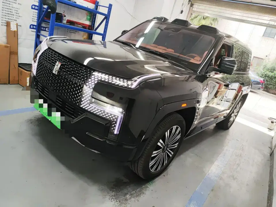 Yangwang U8 Luxury Edition 2024