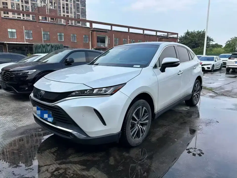 Toyota Lingfang HARRIER 2.0L CVT 2WD Luxury Edition 2022
