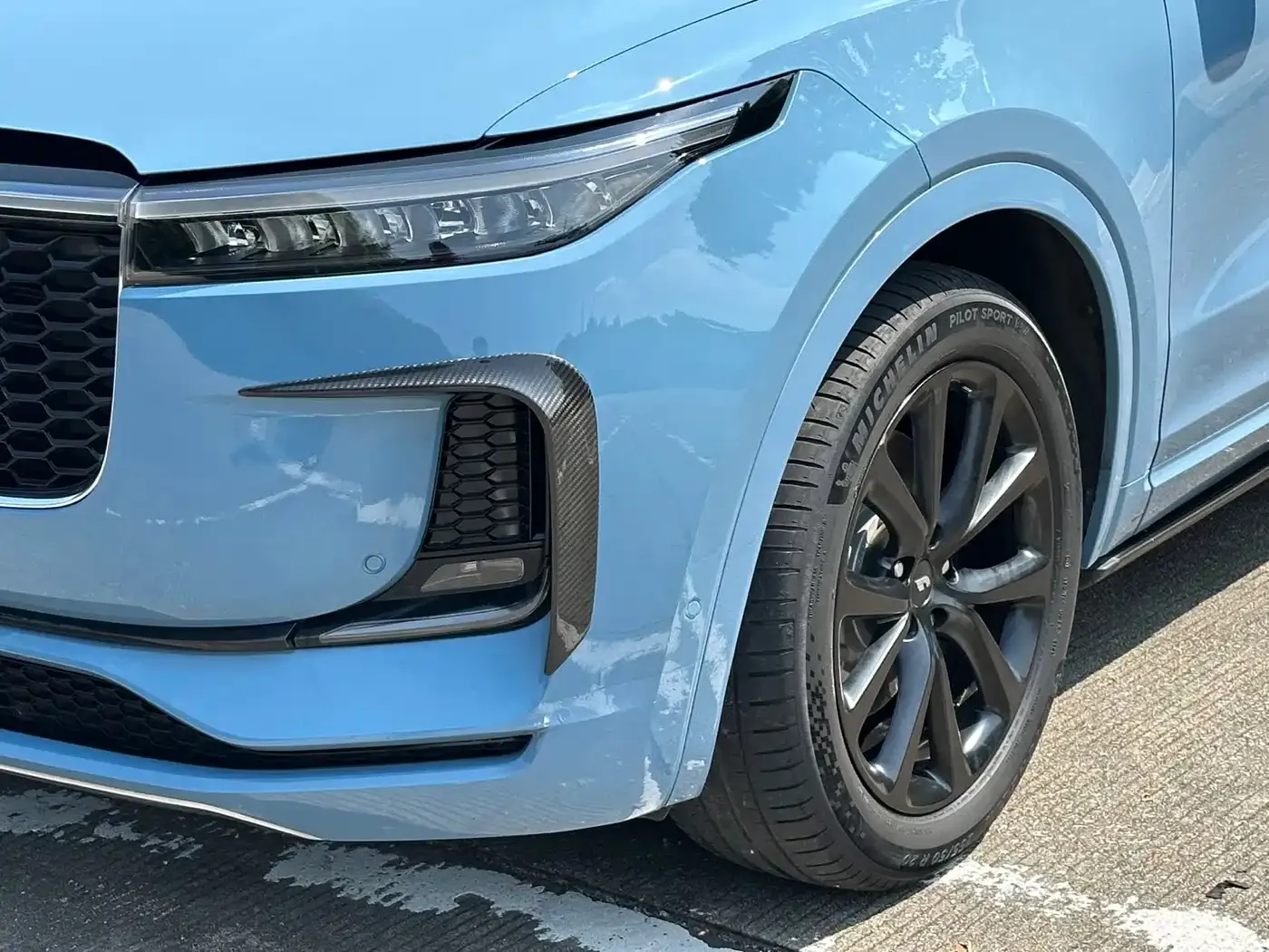 Li Auto Li ONE Extended Range 6-Seater 2022 — фото 13