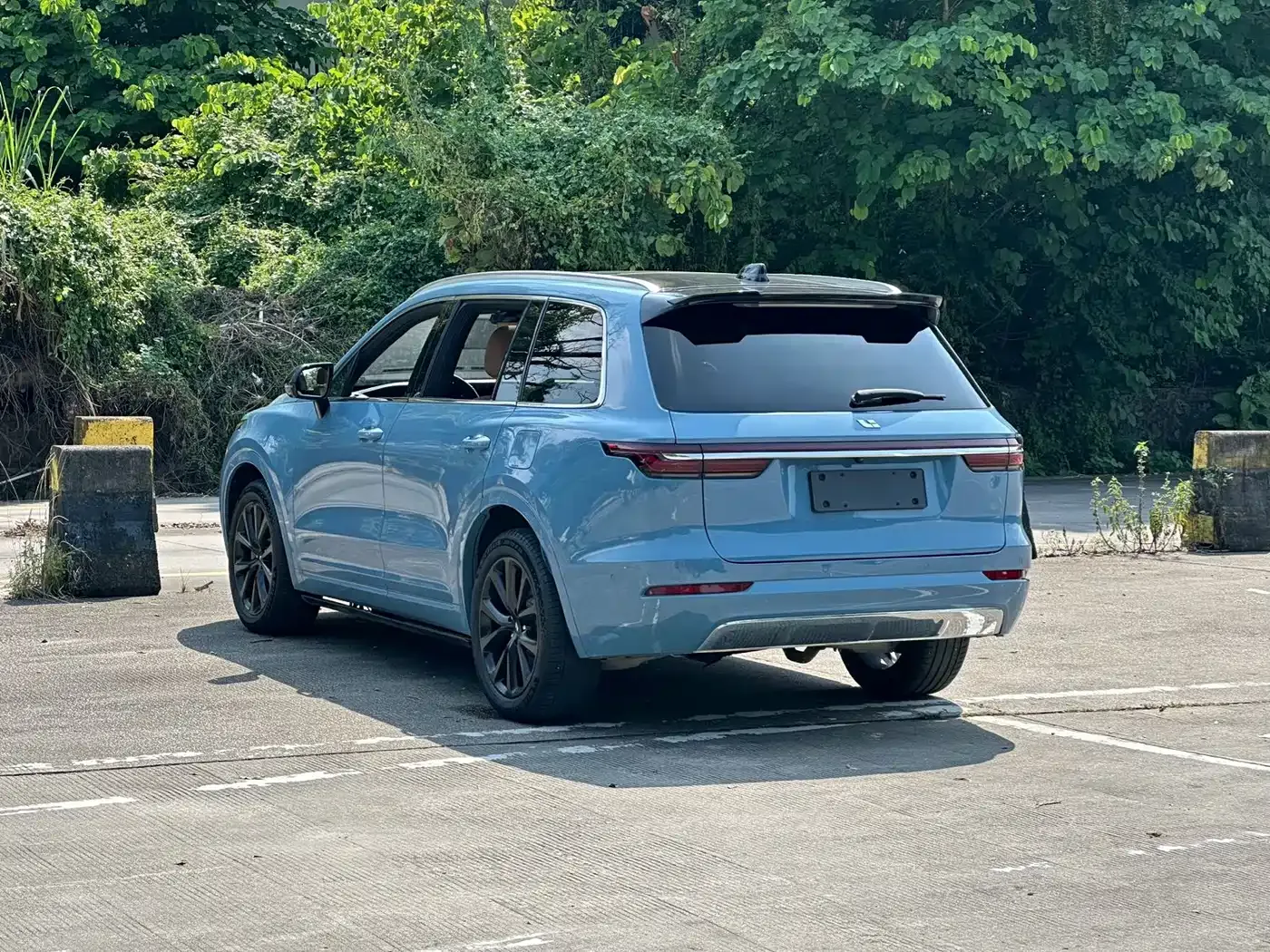 Li Auto Li ONE Extended Range 6-Seater 2022 — фото 6