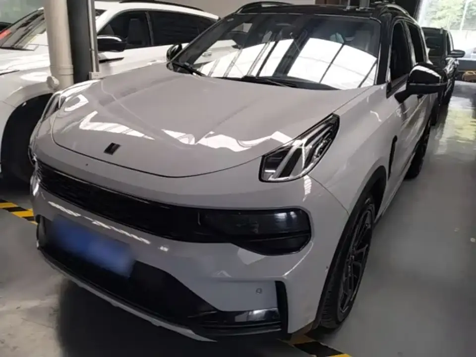 Lynk & Co 01 1.5TD EM-F Dawn Edition 2023