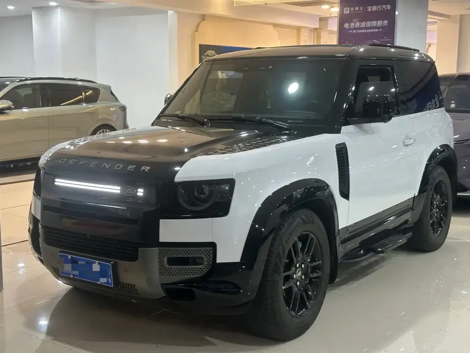 Land Rover Defender 90 P400 Classic Replica Edition 2021
