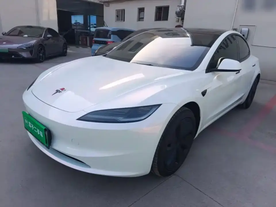 Tesla Model 3 Model Year Facelift Rear-Wheel Drive 2025