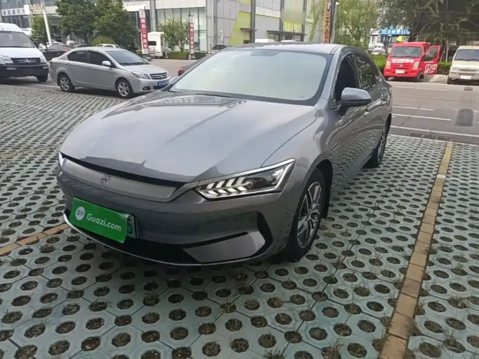 BYD Qin PLUS EV 500KM Luxury Model 2022