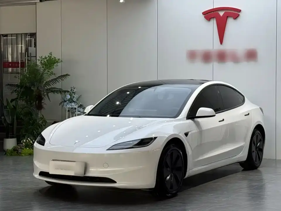 Tesla Model 3 Rear-Wheel Drive 2024