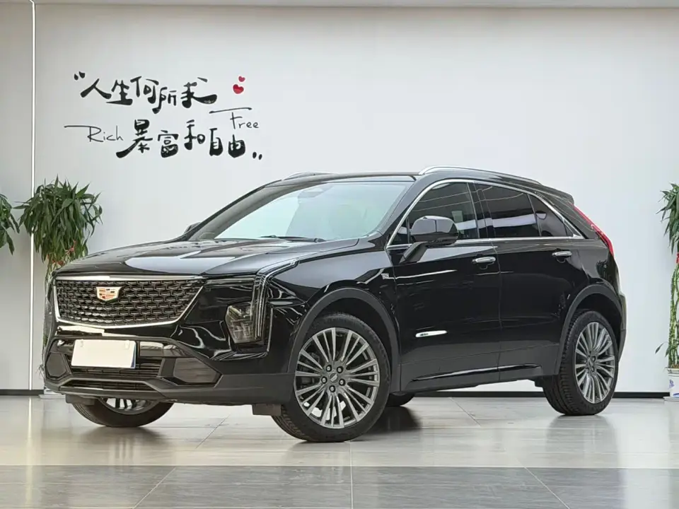Cadillac XT4 28T 2WD Premium 2025