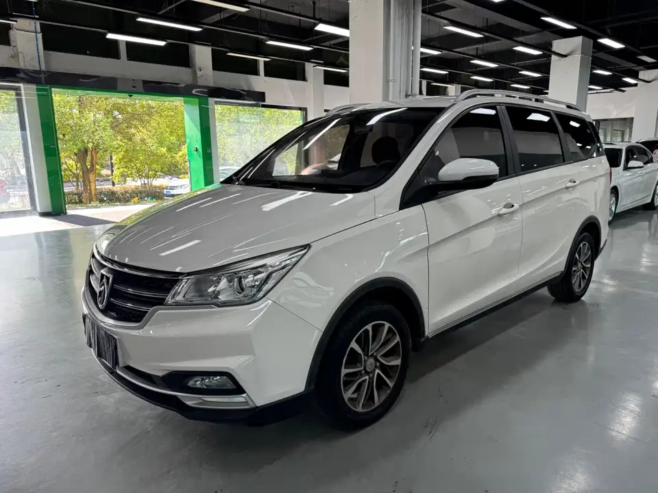 Baojun 730 1.5L Manual Fashion 7-Seater 2021