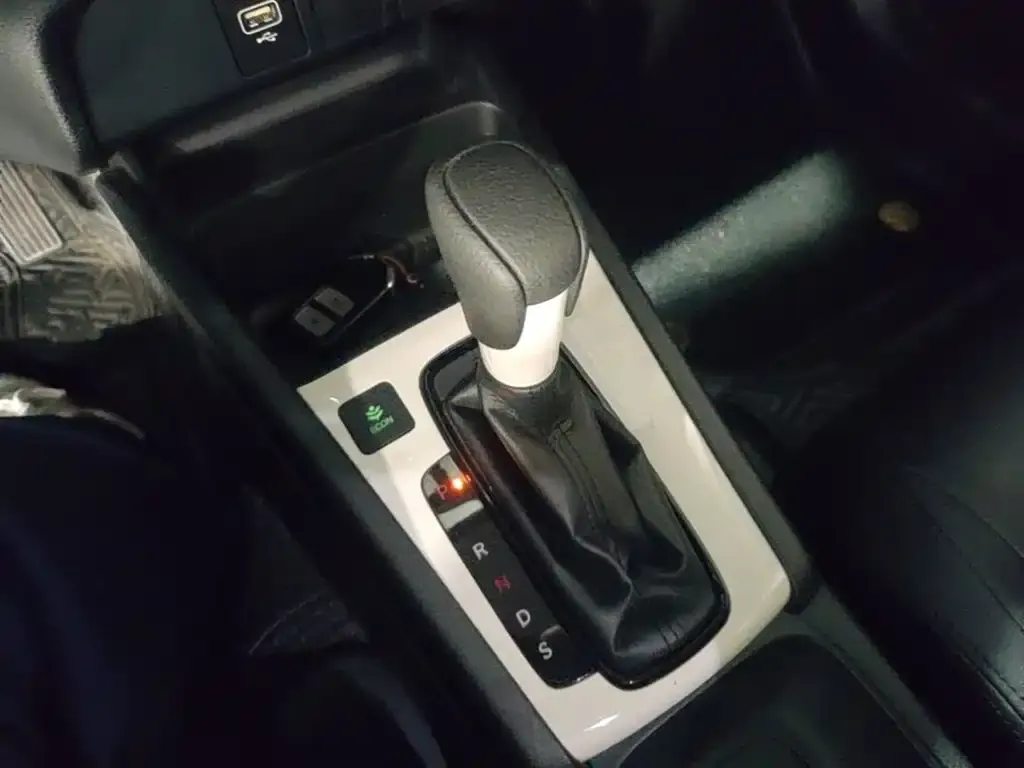 Honda Fit 1.5L CVT Trend Edition 2021 — фото 14
