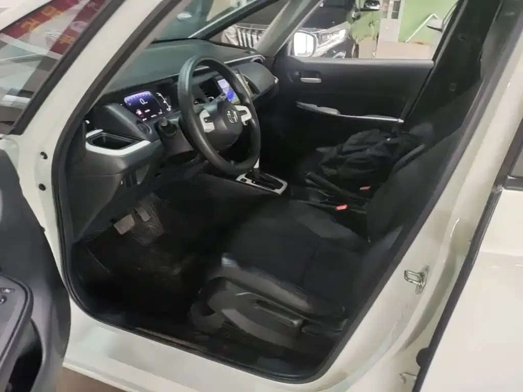 Honda Fit 1.5L CVT Trend Edition 2021 — фото 15