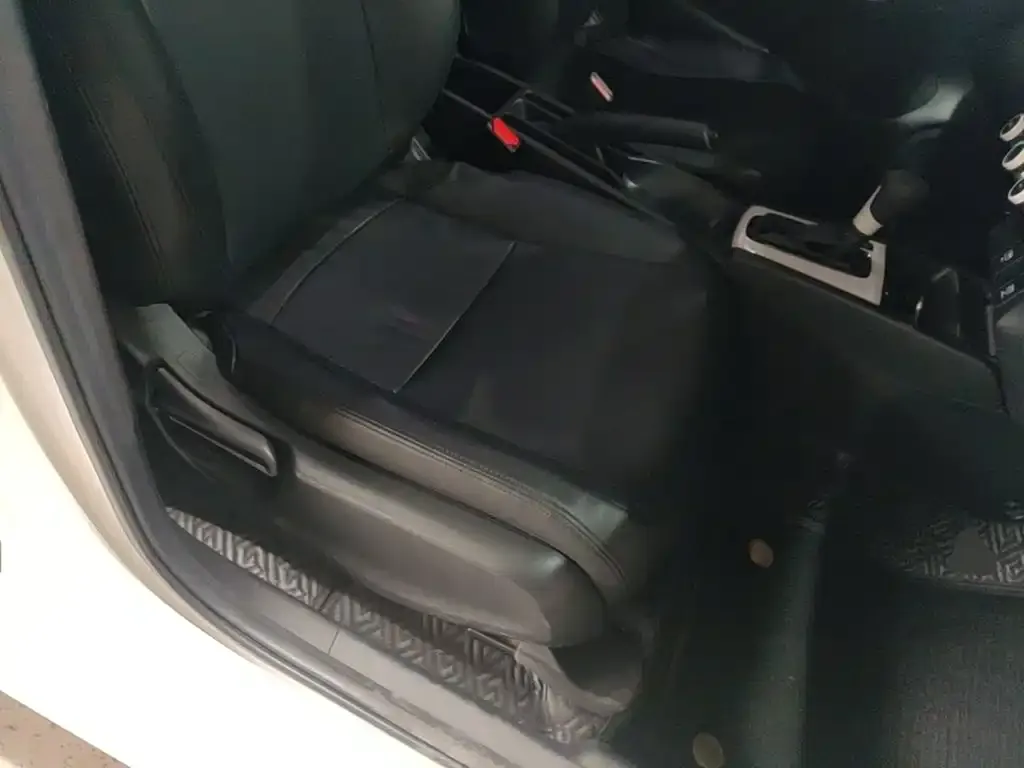 Honda Fit 1.5L CVT Trend Edition 2021 — фото 25