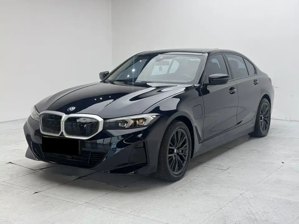 BMW i3 eDrive 35 L 2024