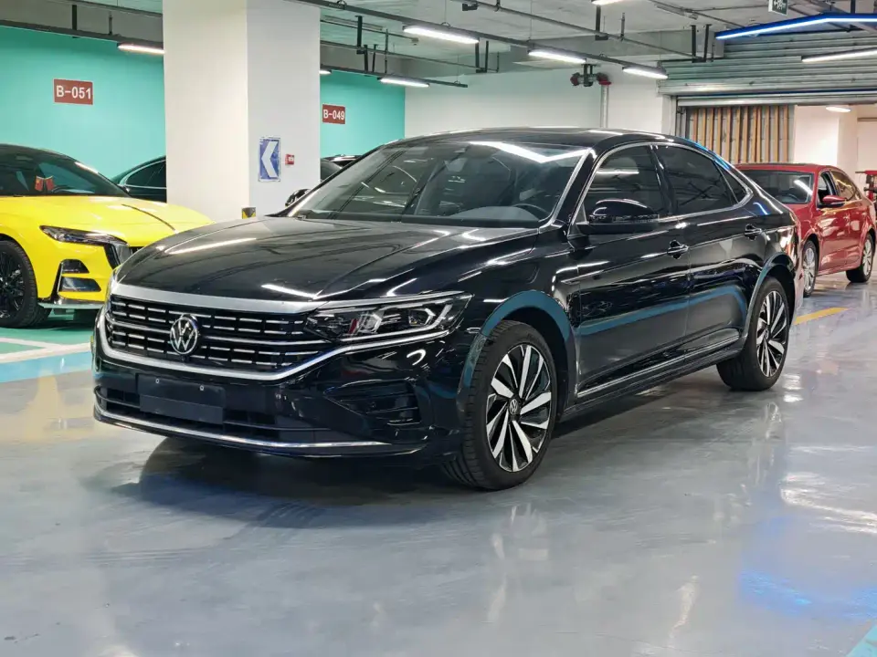 Volkswagen Passat Facelift 330TSI Elite Edition 2023