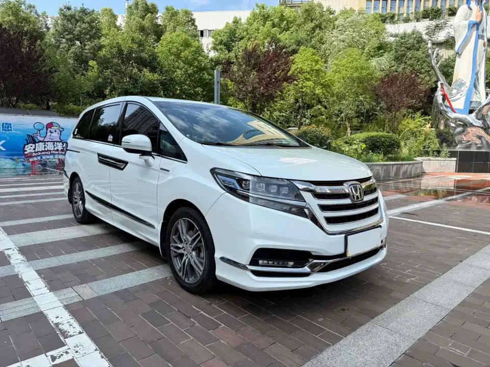 Honda Elysion 2.0L Hybrid Luxury Edition 2021