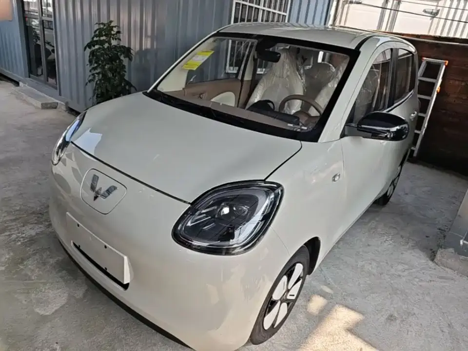 Wuling Motors Hongguang MINIEV 4-Door Advanced 2026
