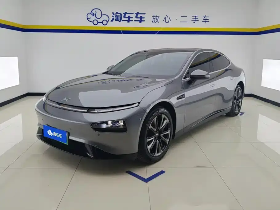 XPeng P7 Model 670E 2021