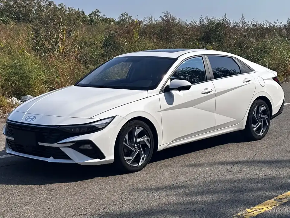 Hyundai Elantra 1.5L CVT GLX Elite Edition 2023