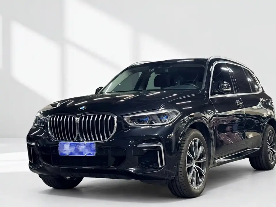 BMW X5 xDrive 30Li Premium M Sport Package 2023