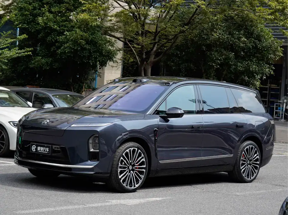 NIO ES8 Base Model 2025