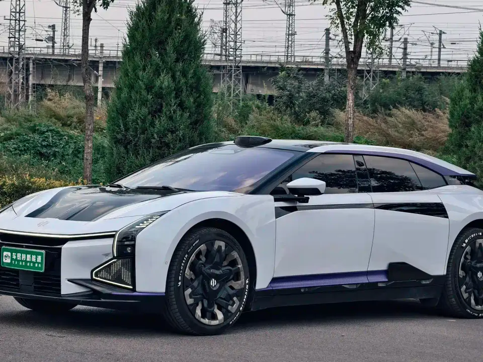 Hiphi Z Model Urban Edition (4-Seater) 2023