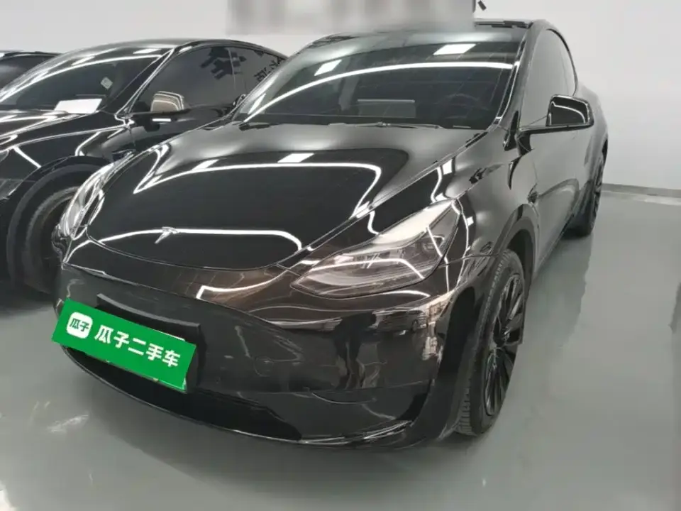 Tesla Model Y Facelift Rear-Wheel Drive Version 2023
