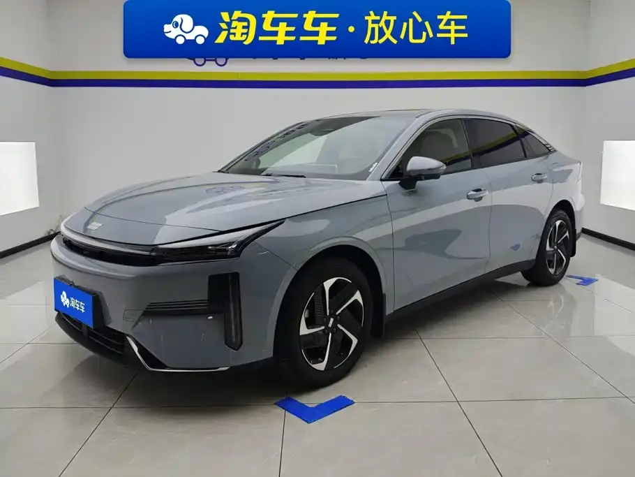 Geely Galaxy Galaxy L6 EM-i 140km Explorer+ Edition 2025