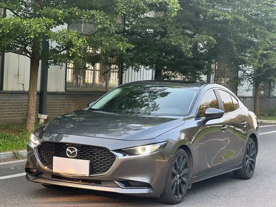 Mazda Mazda3 Axela 2.0L Automatic Quality Glamour 2021