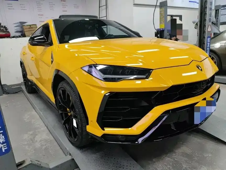 Lamborghini Urus 4.0T V8 2022