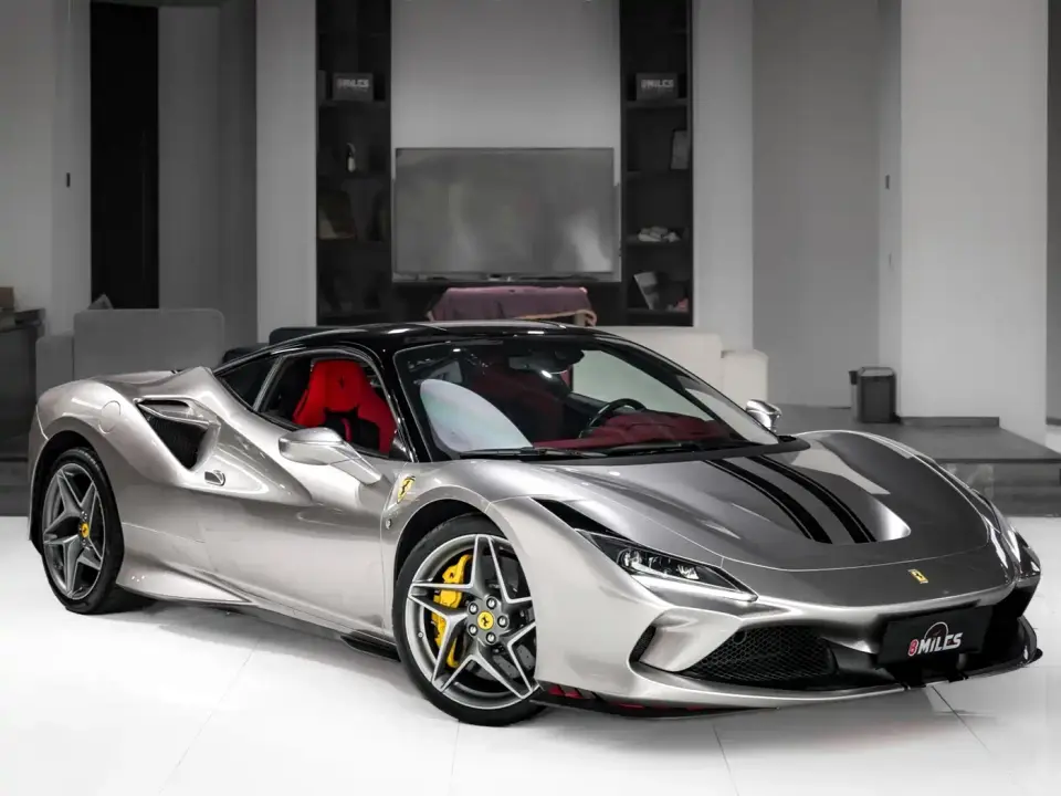 Ferrari F8 Tributo 3.9T V8 2022