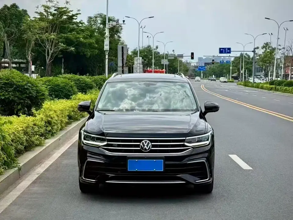 Volkswagen Tiguan L 330TSI Auto 2WD R-Line Premium Edition 2022