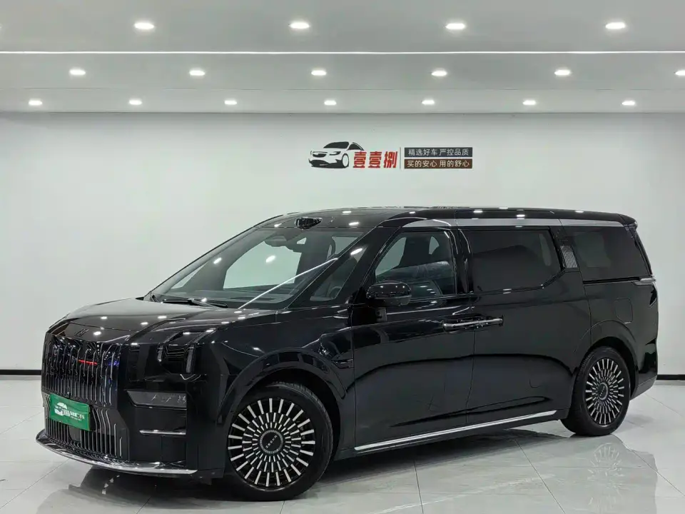 Zeekr 009 6-seat Executive AWD 108kWh 2024