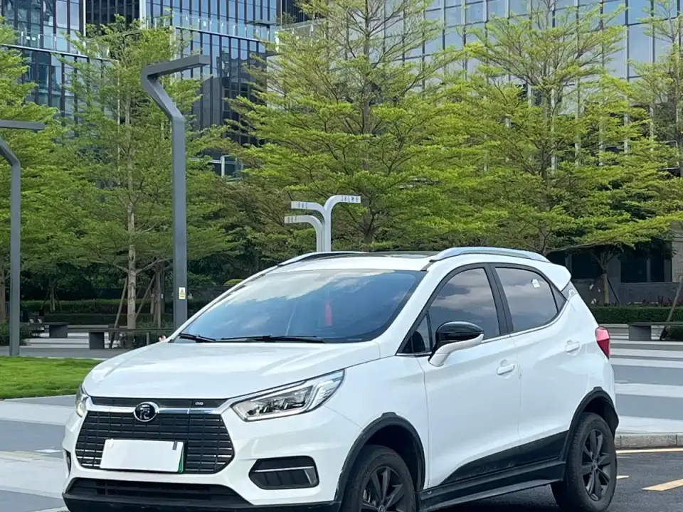 BYD Yuan New Energy EV360 Smart Connect Edition 2020