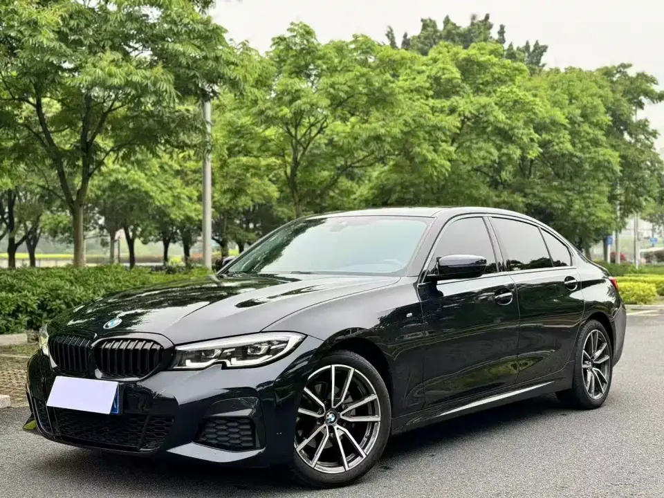 BMW 3 Series 325Li M Sport Package 2022