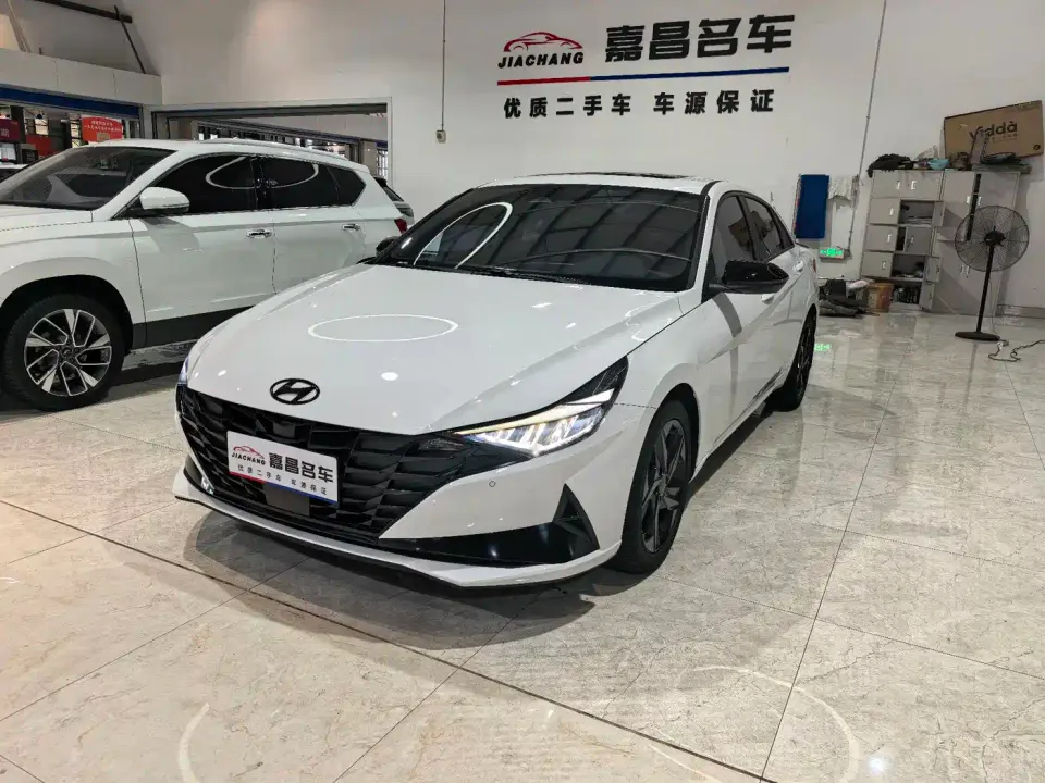 Hyundai Elantra 1.5L CVT 20th Anniversary Edition 2023