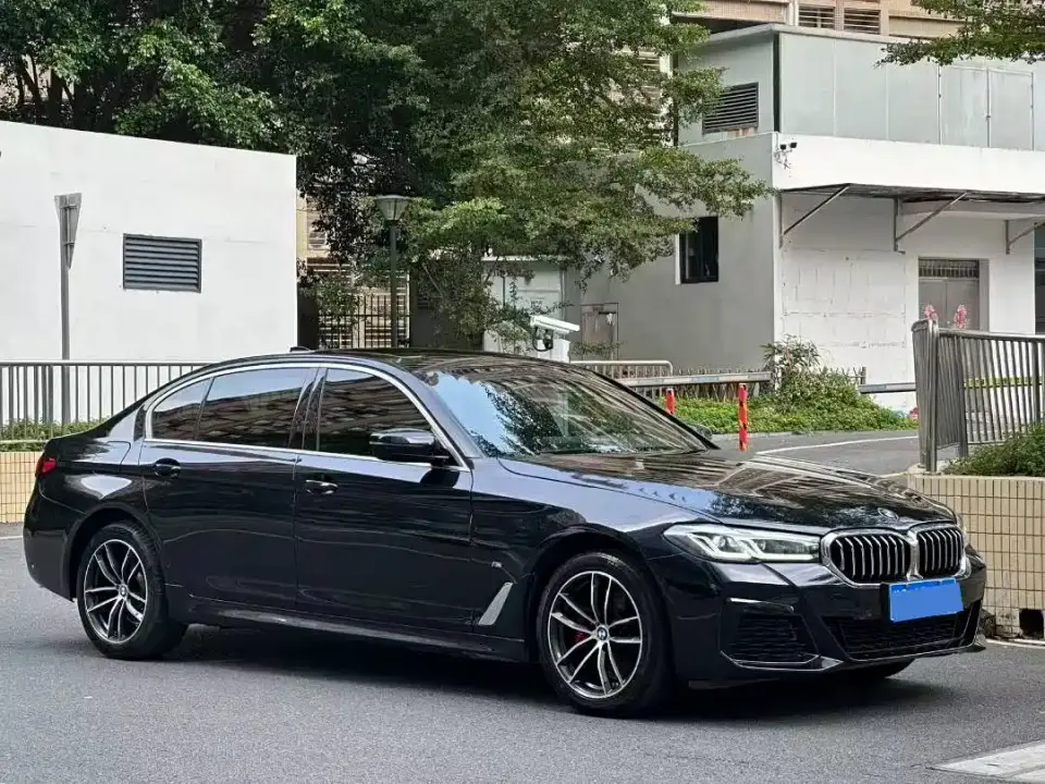 BMW 5 Series 525Li M Sport Package 2020