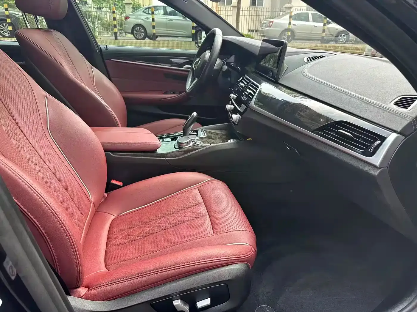 BMW 5 Series 525Li M Sport Package 2020 — фото 8